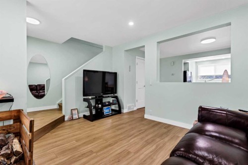 2187 Woodview Drive Sw, Calgary, AB 