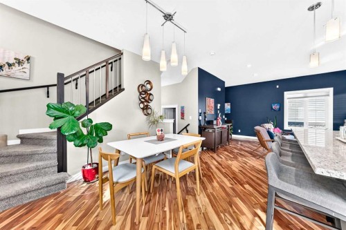 3-309 15 Avenue Ne, Calgary, AB - Indoor Photo Showing Dining Room