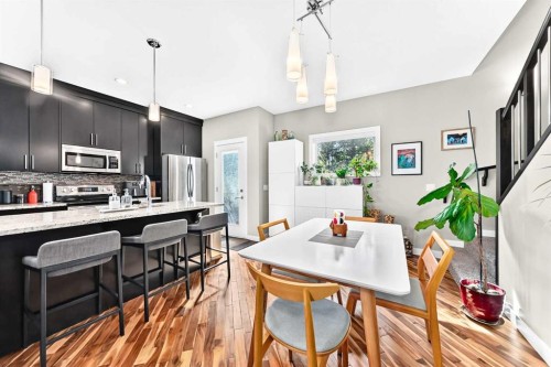 3-309 15 Avenue Ne, Calgary, AB - Indoor