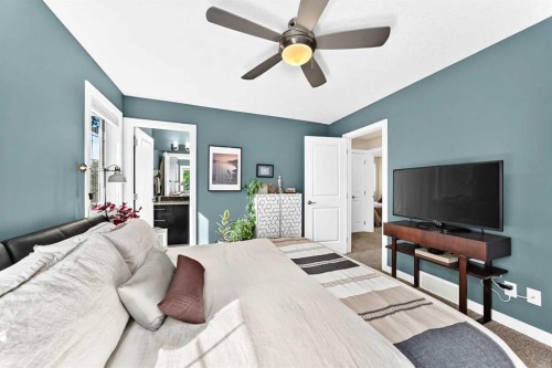 3-309 15 Avenue Ne, Calgary, AB - Indoor Photo Showing Bedroom