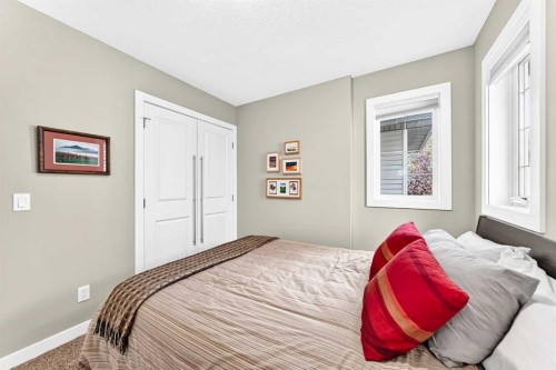 3-309 15 Avenue Ne, Calgary, AB - Indoor Photo Showing Bedroom