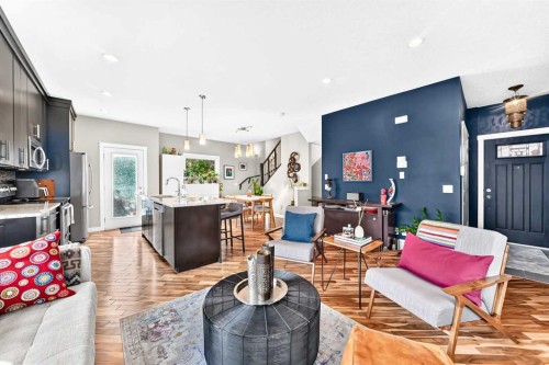 3-309 15 Avenue Ne, Calgary, AB - Indoor