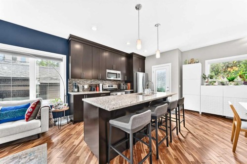 3-309 15 Avenue Ne, Calgary, AB - Indoor Photo Showing Kitchen With Upgraded Kitchen