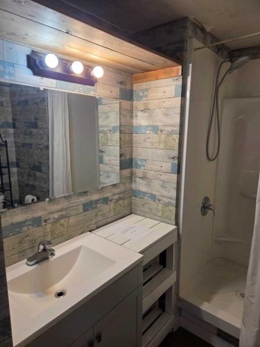 1 Park Ave, Carstairs, AB 