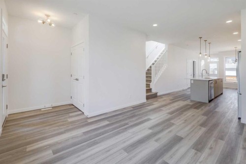 99 Herron Walk Ne, Calgary, AB 