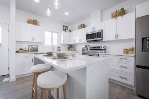 5 Tillotson Loop, Okotoks, AB 