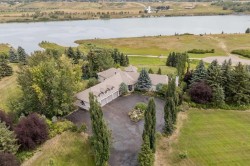 142 Emerald Bay Drive  Rural Rocky View County, AB T3Z 1E2