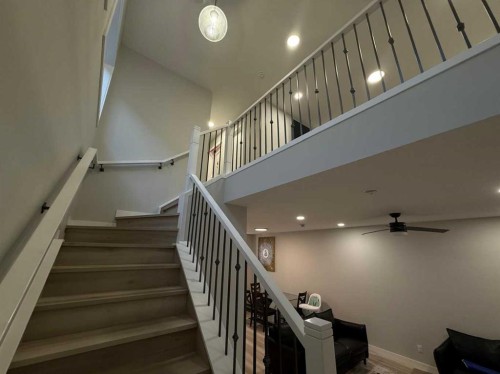 113 Corner Glen Way Ne, Calgary, AB - Indoor Photo Showing Other Room