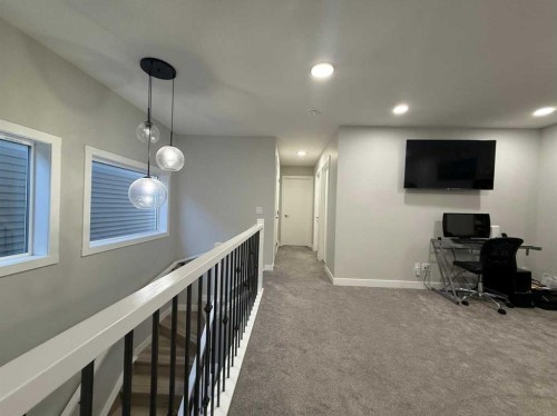 113 Corner Glen Way Ne, Calgary, AB - Indoor Photo Showing Other Room