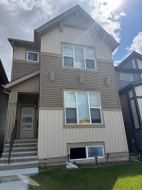 113 Corner Glen Way NE Calgary, AB T3N 2L6