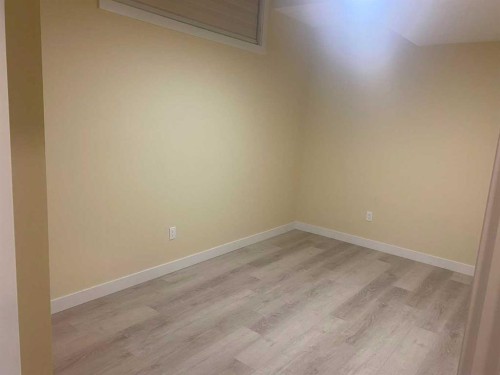 113 Corner Glen Way Ne, Calgary, AB - Indoor Photo Showing Other Room