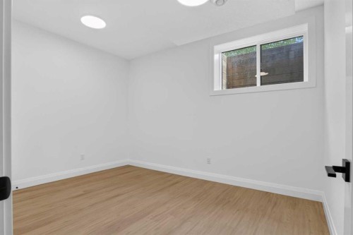 525 32 Street Nw, Calgary, AB 