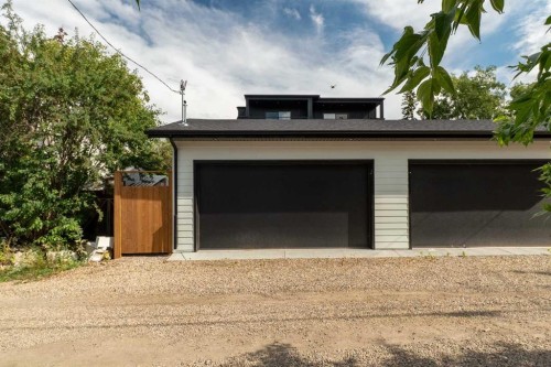 525 32 Street Nw, Calgary, AB 