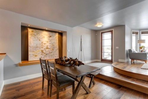2217 8 Avenue Se, Calgary, AB - Indoor