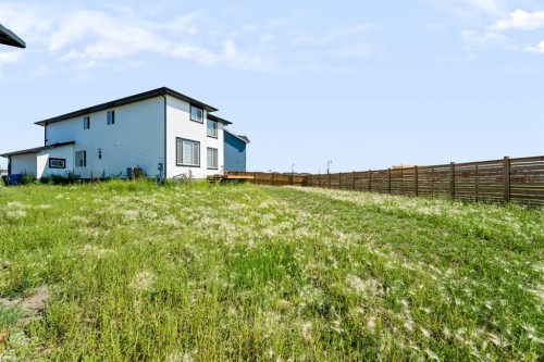 123 Dawson Dock Cove, Chestermere, AB 