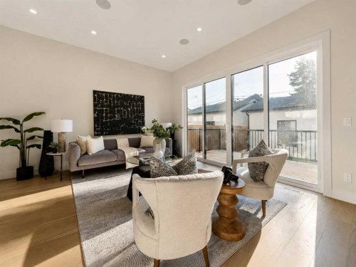 643 36 Street Sw, Calgary, AB 