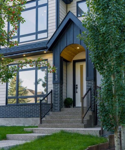 643 36 Street Sw, Calgary, AB 