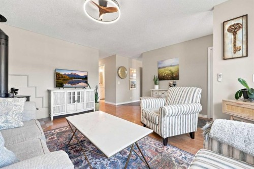 167 Bernard Way Nw, Calgary, AB 