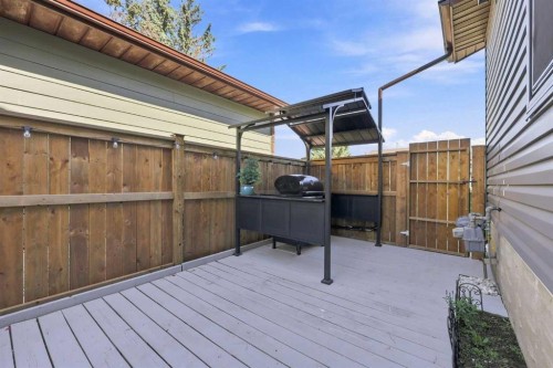 167 Bernard Way Nw, Calgary, AB 