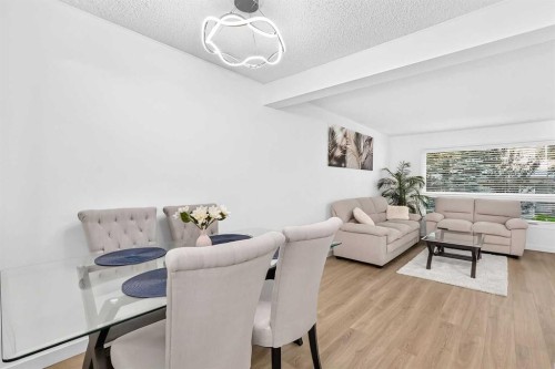 135 Woodsman Lane Sw, Calgary, AB - Indoor