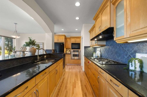 31 Royal Ridge Terrace Nw, Calgary, AB 