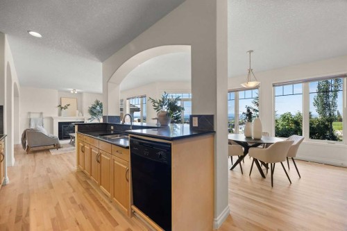 31 Royal Ridge Terrace Nw, Calgary, AB 