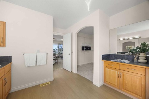 31 Royal Ridge Terrace Nw, Calgary, AB 