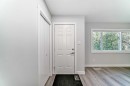 1508 45 Street Se, Calgary, AB  - Indoor Photo Showing Other Room 