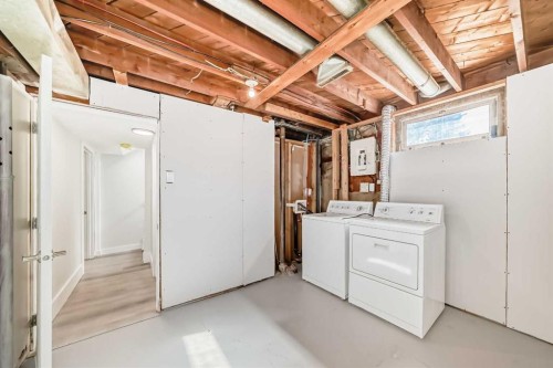 1508 45 Street Se, Calgary, AB - Indoor Photo Showing Laundry Room