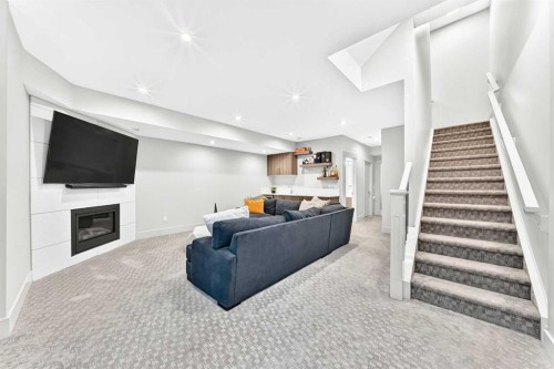 218 26 Avenue Nw, Calgary, AB 