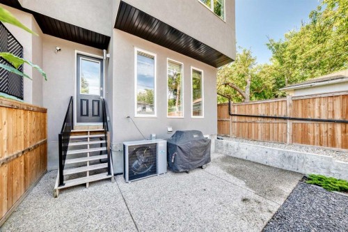 218 26 Avenue Nw, Calgary, AB 