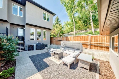 218 26 Avenue Nw, Calgary, AB 