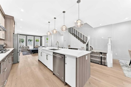 218 26 Avenue Nw, Calgary, AB 