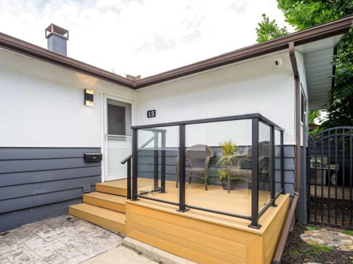 15 Hamlet Road Sw, Calgary, AB 