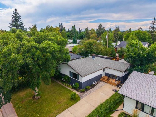 15 Hamlet Road Sw, Calgary, AB 