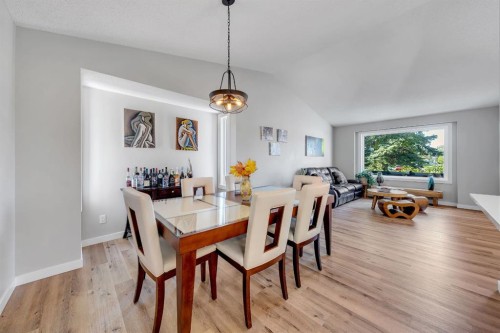 44 Harvest Oak Way Ne, Calgary, AB - Indoor Photo Showing Dining Room