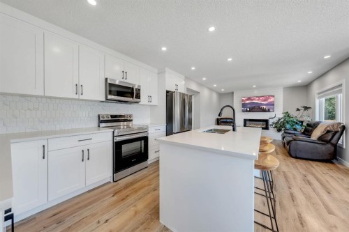 44 Harvest Oak Way Ne, Calgary, AB - Indoor Photo Showing Kitchen With Upgraded Kitchen
