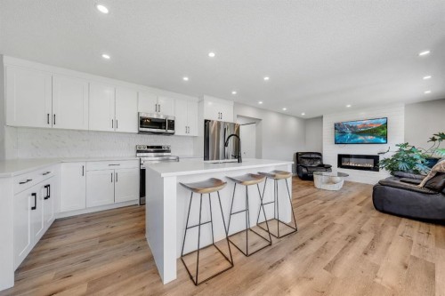 44 Harvest Oak Way Ne, Calgary, AB - Indoor Photo Showing Kitchen With Upgraded Kitchen