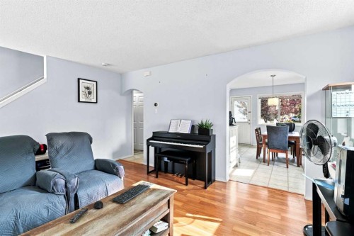 156 Citadel Point Nw, Calgary, AB 