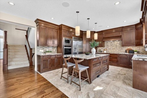 115 Coulee Way Sw, Calgary, AB 