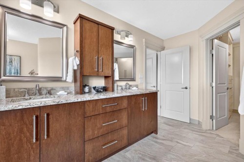 115 Coulee Way Sw, Calgary, AB 