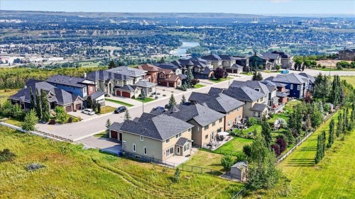 115 Coulee Way Sw, Calgary, AB 