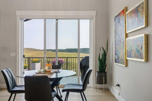 13 Sunvalley View, Cochrane, AB - Indoor Photo Showing Dining Room