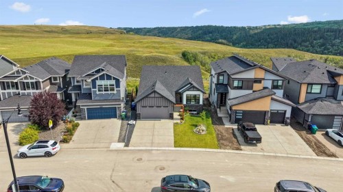 13 Sunvalley View, Cochrane, AB - Outdoor With Facade