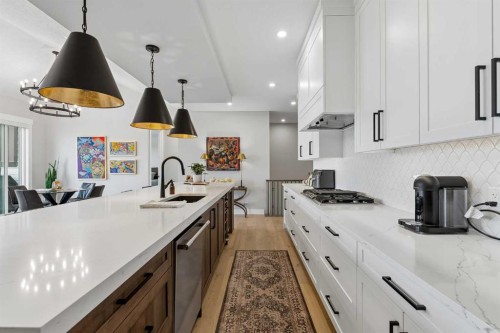 13 Sunvalley View, Cochrane, AB - Indoor Photo Showing Kitchen With Upgraded Kitchen