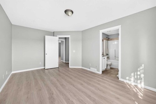15 Prestwick Place Se, Calgary, AB 
