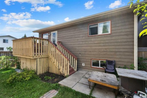327 Shawbrooke Circle Sw, Calgary, AB 