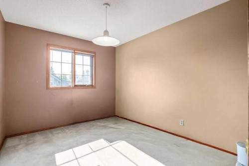 208 Hawkview Manor Place Nw, Calgary, AB - Indoor Photo Showing Other Room