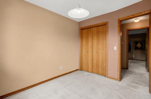 208 Hawkview Manor Place Nw, Calgary, AB - Indoor Photo Showing Other Room