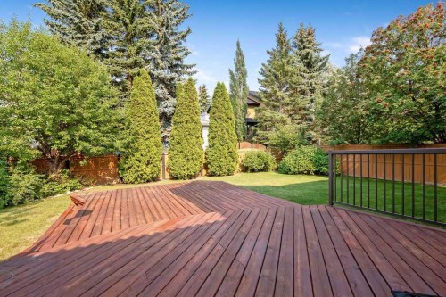 208 Hawkview Manor Place Nw, Calgary, AB - Outdoor With Deck Patio Veranda